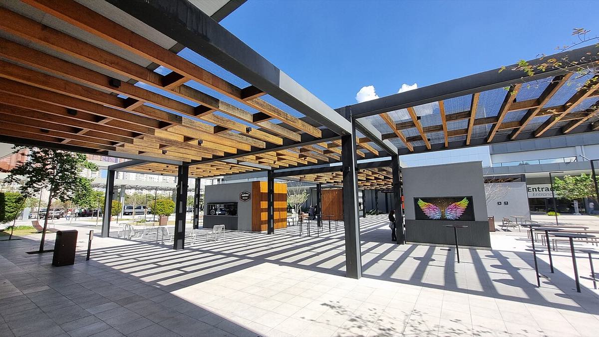 Fachada do Transamerica Expo Center, centro de convenções em São Paulo